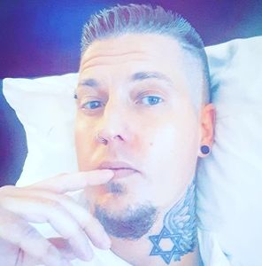 Meet your Posher, Gedie